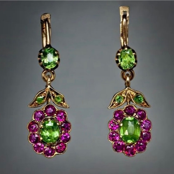 Retro Chic Jewelry - NWT Pink and Green Rhinestone Earrings